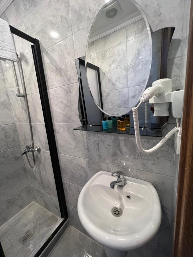 Hotel Arinna Istanbul Ngoại thất bức ảnh